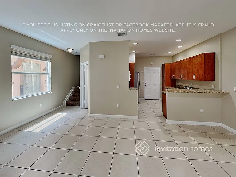 12643 NW 32nd Ct #12643 — Photo 5