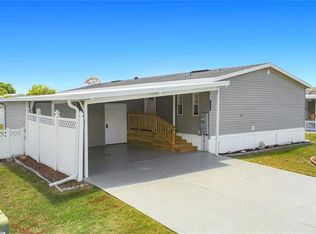 1658 Elkhart Cir, Tavares, FL 32778