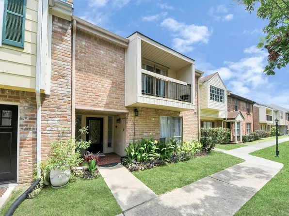 4725 Indian Trl #3, Baytown, TX 77521