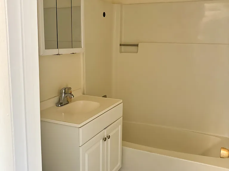27 Forbus St #17 — Photo 8