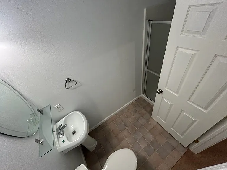 510 Cass St — Photo 9