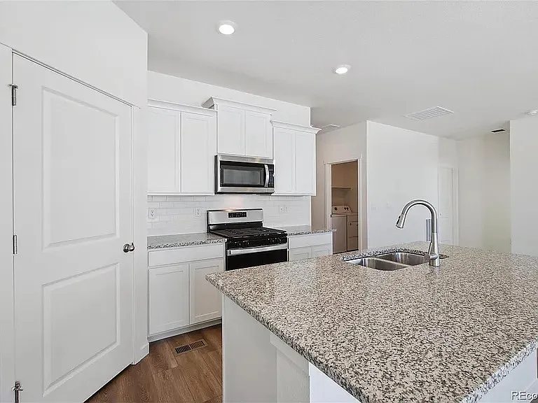 43137 Capilano Club Ct — Photo 8