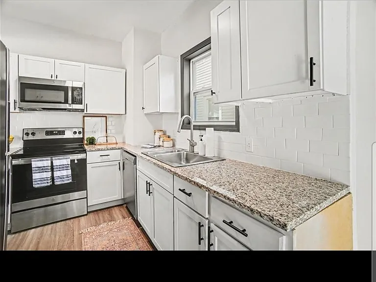 5243 Lyon Ave — Photo 16
