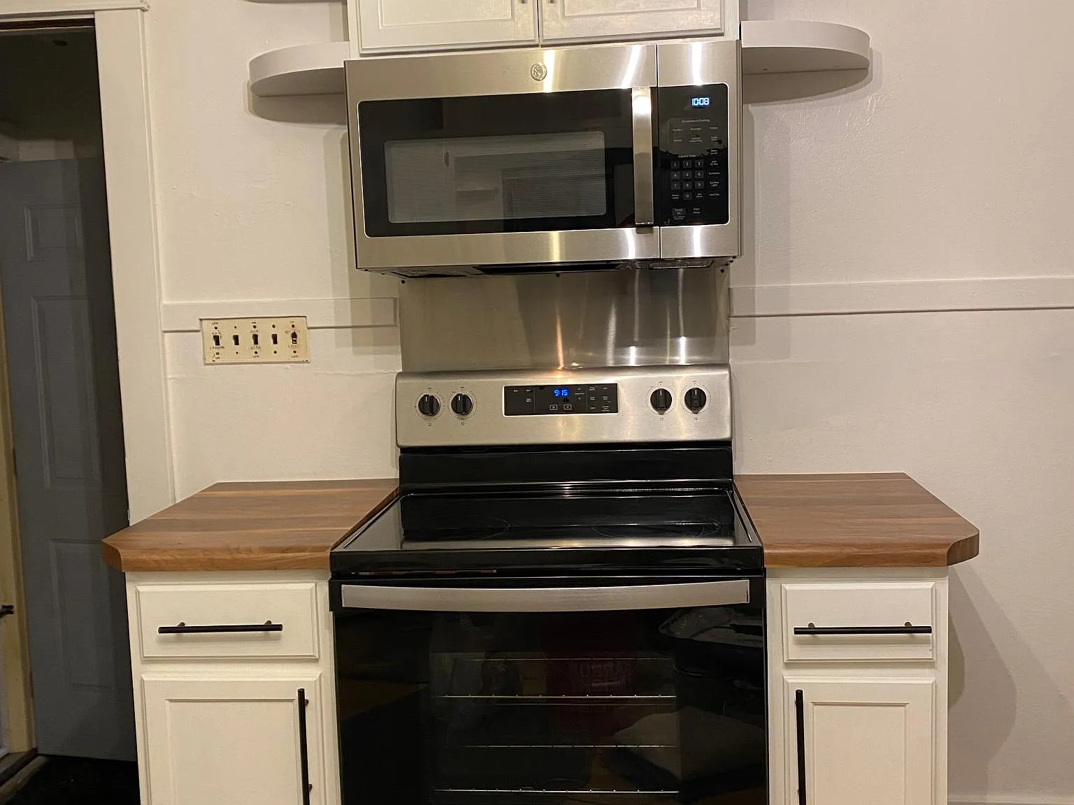 2 bed, 900 sqft, $1,500 — Photo 3