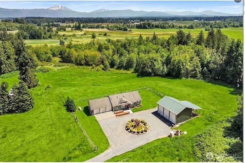 1st image of 1505 Falcon Lane