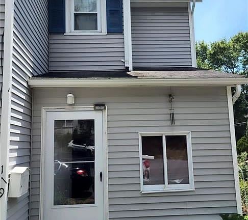 2nd image of 119 S Montgomery St