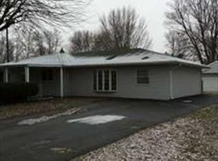 1038 Galaxie Dr, Greenwood, IN 46142