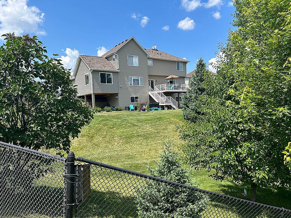 2nd image of 6597 Clover Cir S