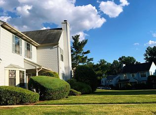 2903 Stonehedge Rd, Edison, NJ 08820