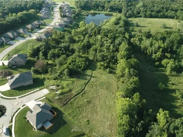 10906 Leavenworth Rd, Kansas City, KS 66109