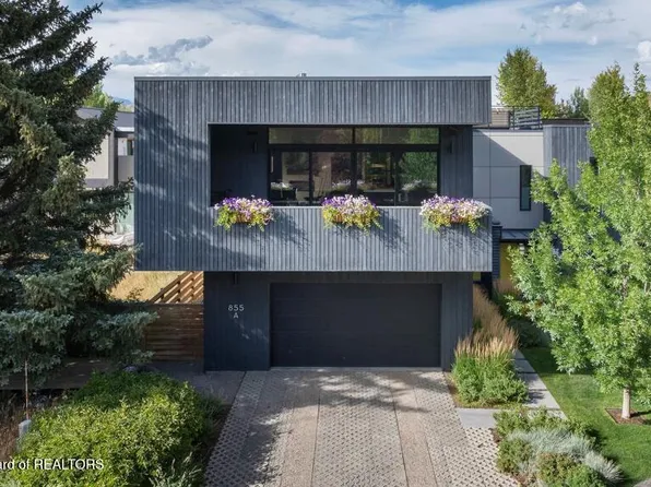 855 Wheatleigh Way, Jackson, WY 83001