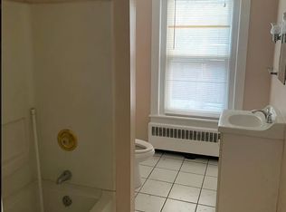 401 N 10th St #3, Allentown, PA 18102