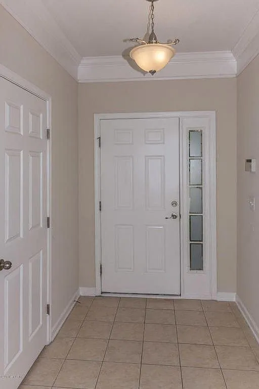 3 bed, 2.5 bath, 1515 sqft, $1,990 — Photo 4