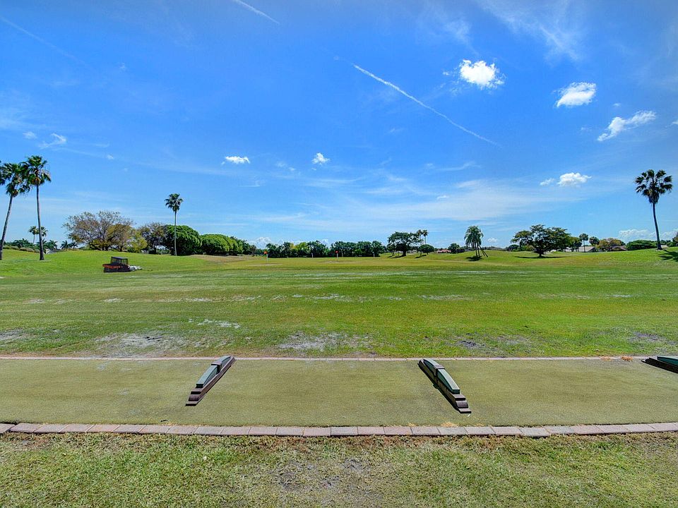 1st image of 6055 Indian Forest Circle