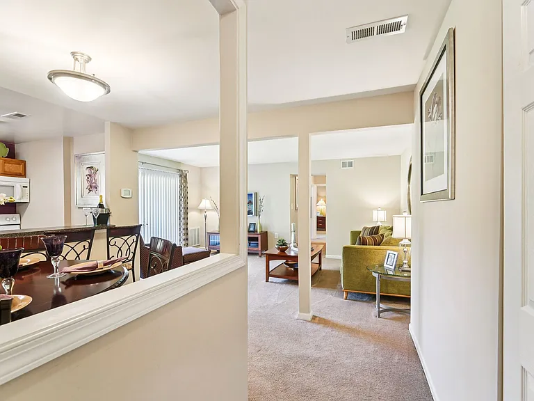 2BR, 1.5BA - 939SF - Model - Living Room