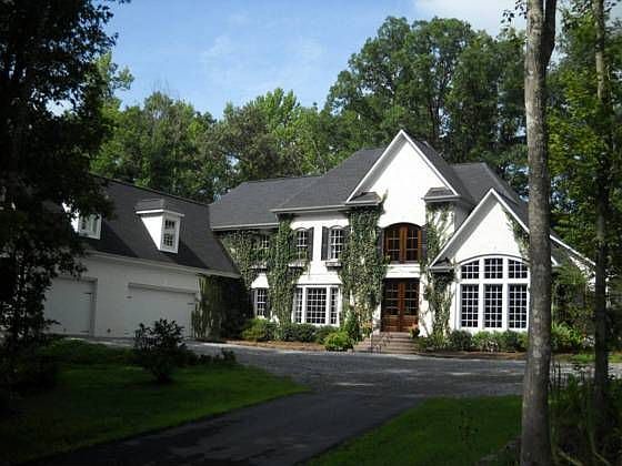 2nd image of 362 Abbotts Grove Ct