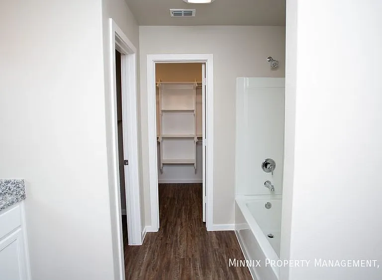 2116 Langford Ave #A — Photo 24