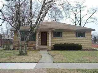 24000 Berkley St, Oak Park, MI 48237