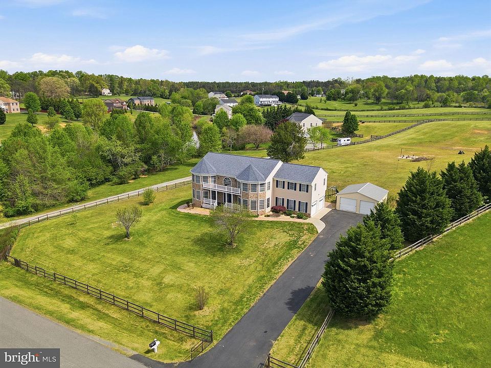 1st image of 51 Equestrian Dr