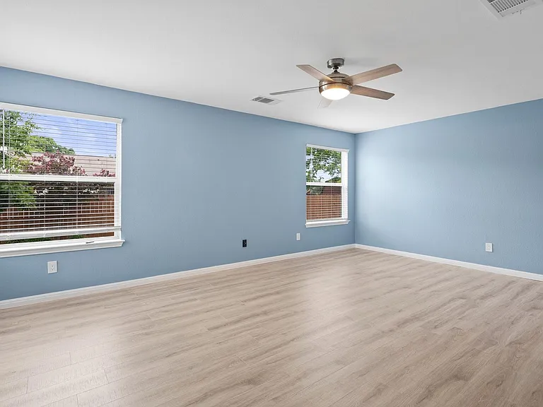 1408 Deer Ledge Trl — Photo 20