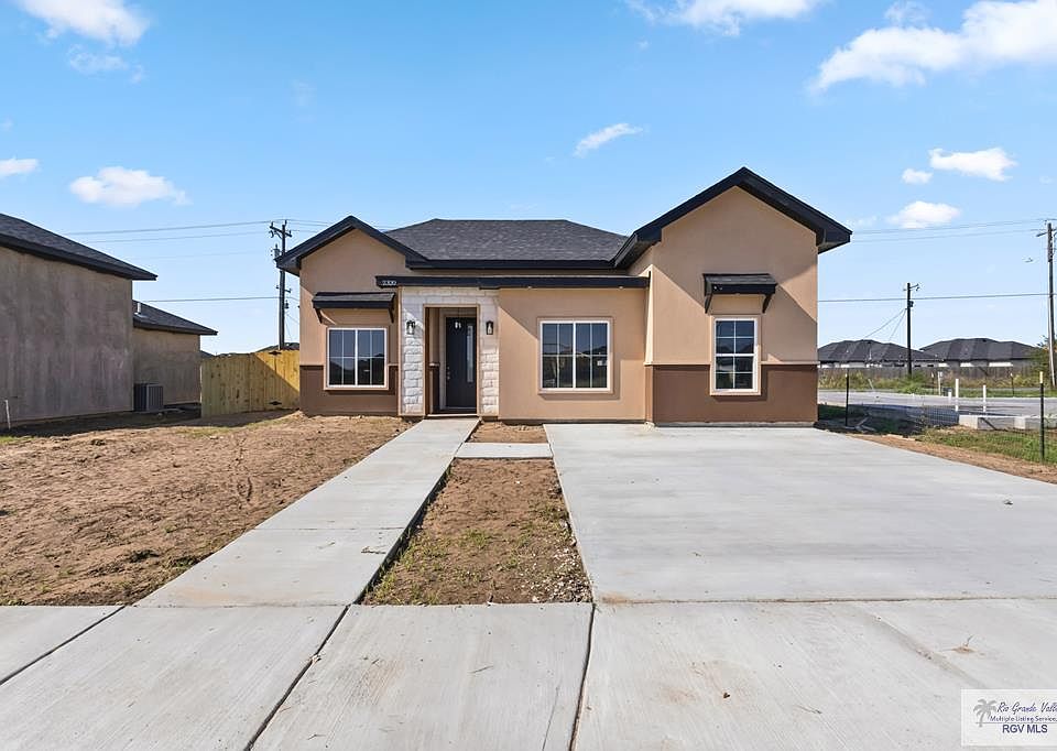 1st image of 2320 W Dorcas Cir