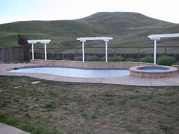 2nd image of 1519 Landmark Dr