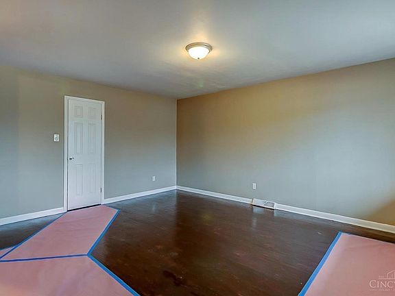 4th image of 815 Eaton Ave