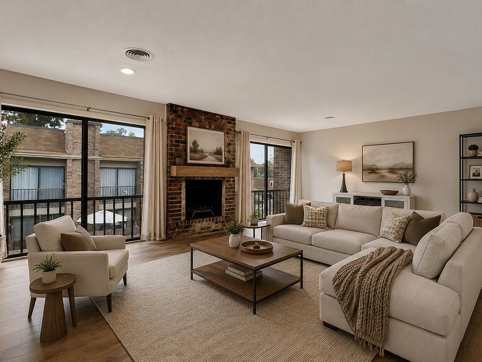 1st image of 6600 Poplar Woods Cir S #4