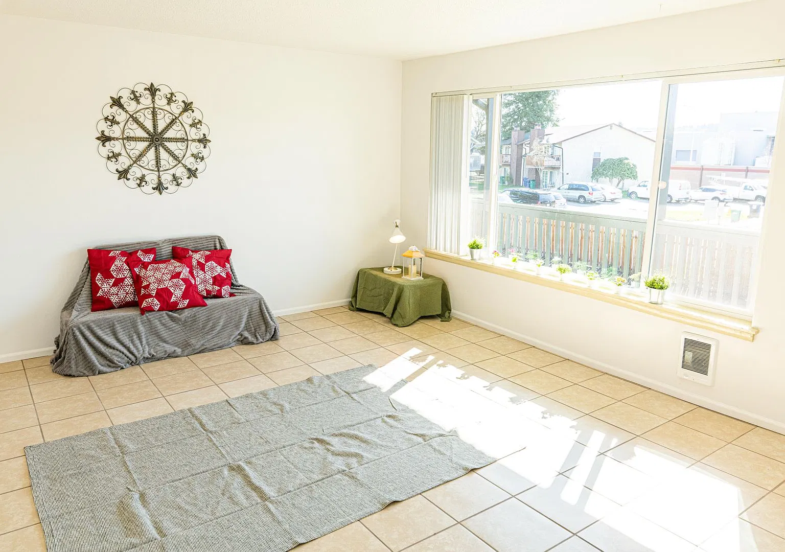 Auburn Oaks Apartments — Photo 2