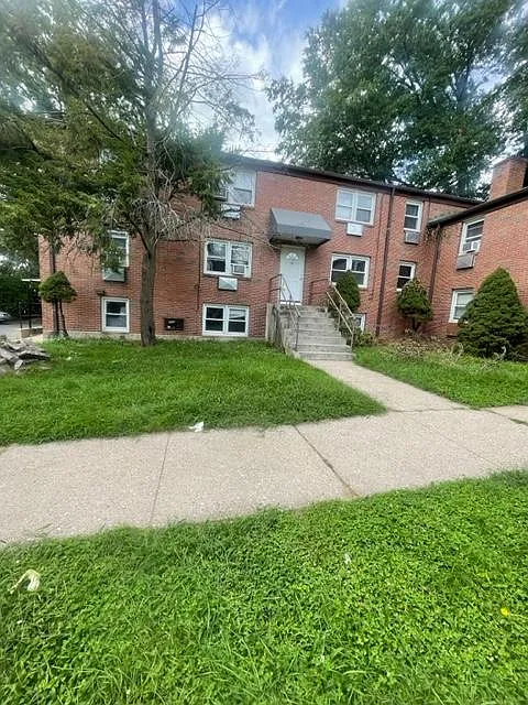 1 bed, 700 sqft, $1,400 — Photo 3