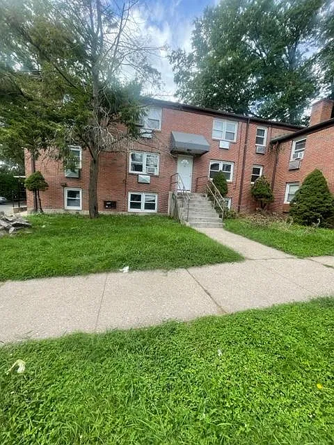 74B Orchard St #3