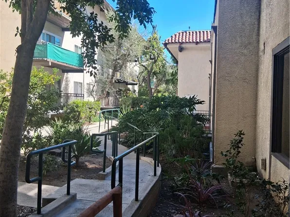 5640 White Oak Ave #C216, Encino, CA 91316