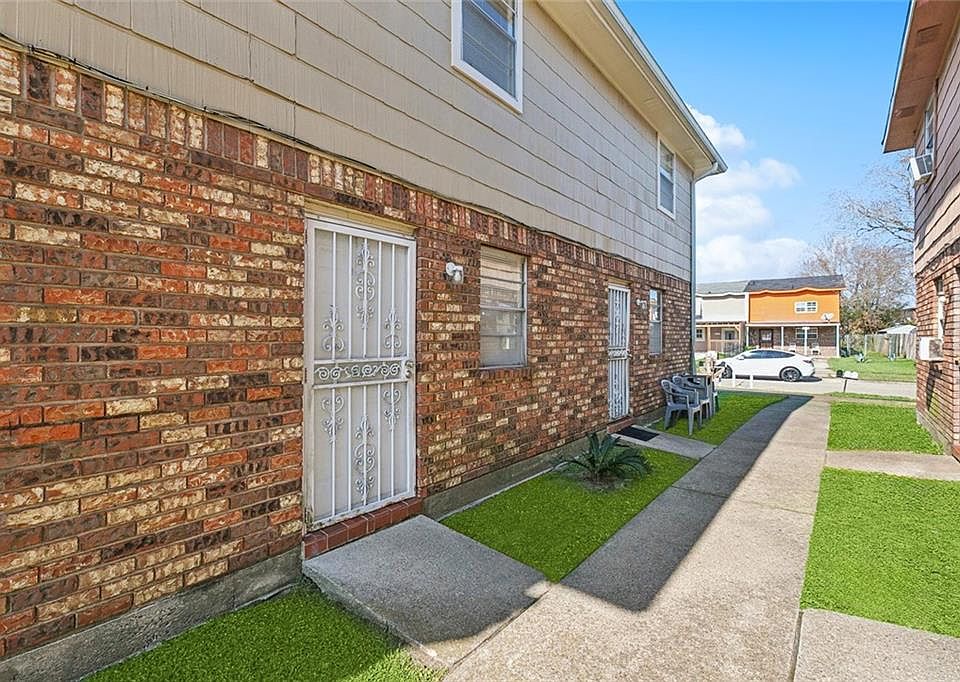 1st image of 6660 Harbourview Dr