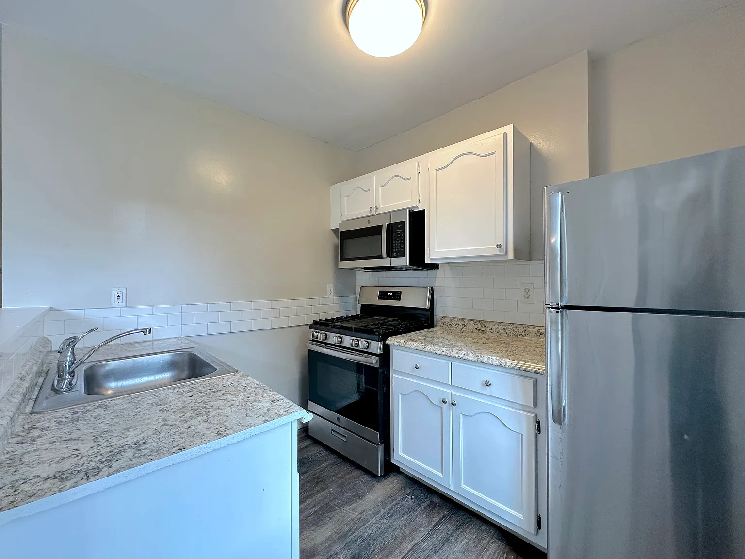 1 bed, 750 sqft, $1,700 — Photo 4
