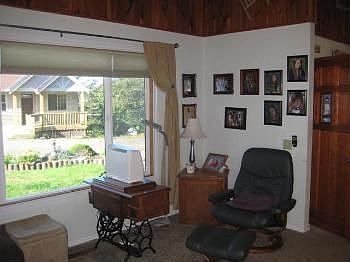 4th image of 3038 SE Dune Ave