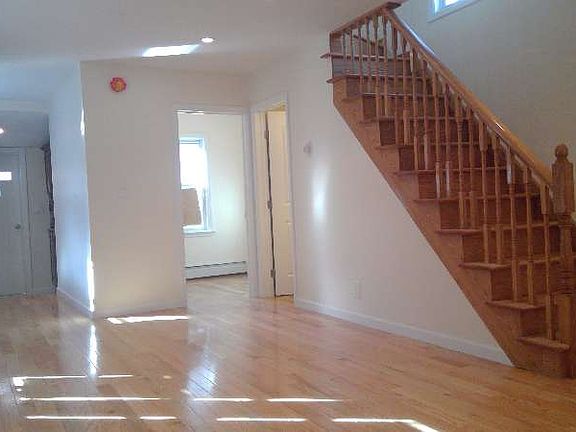 4th image of 62 McKee St