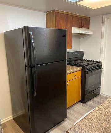 5th image of 1103 Cerro Alto Dr