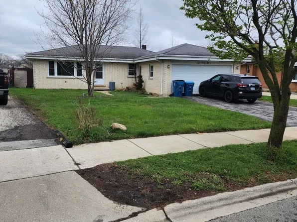 246 W Parkview Dr, Addison, IL 60101