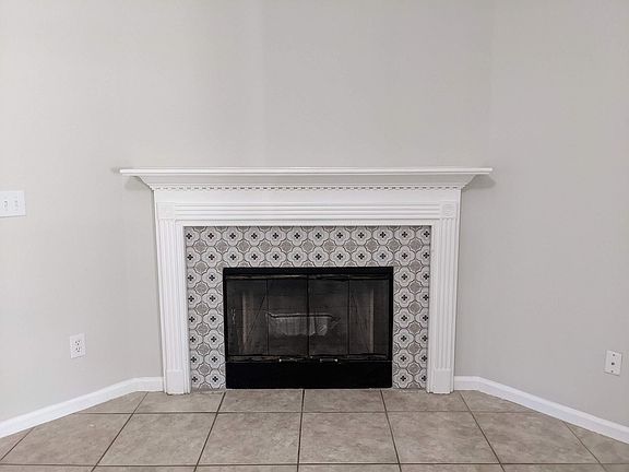 5th image of 13576 Capistrano Dr S