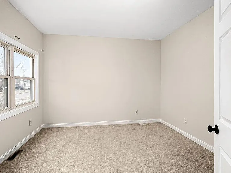 609 8th Ave #1 — Photo 14