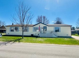 3566 Daisyfield Dr NE, Cedar Springs, MI 49319