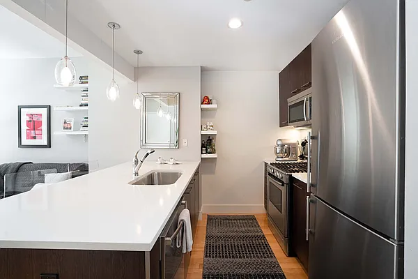 Rented by R New York | media 4