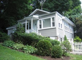 11 Shenorock Dr, Yorktown Heights, NY 10598