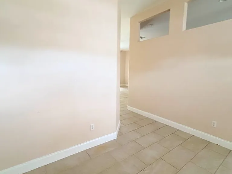 11641 Wishing Well Ln — Photo 6