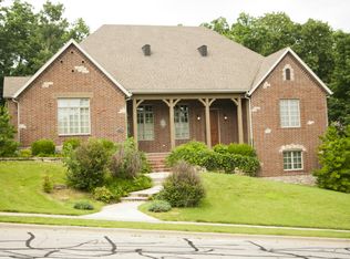 4253 E Woodland St, Springfield, MO 65809