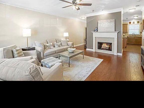4th image of 1264 Harris Commons Pl