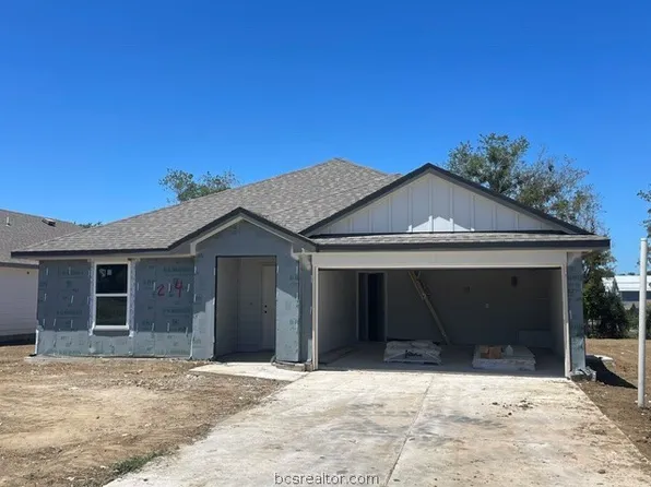 214 Paco Loop, Caldwell, TX 77836