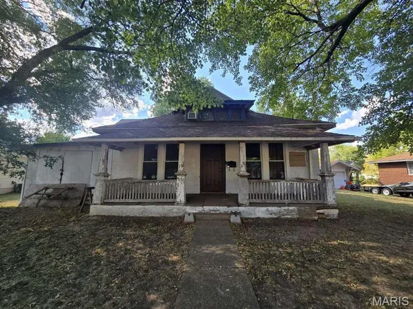 359 W Hayes St, Lebanon, MO 65536