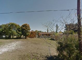 2255 Henderson Ave, Fort Myers, FL 33916