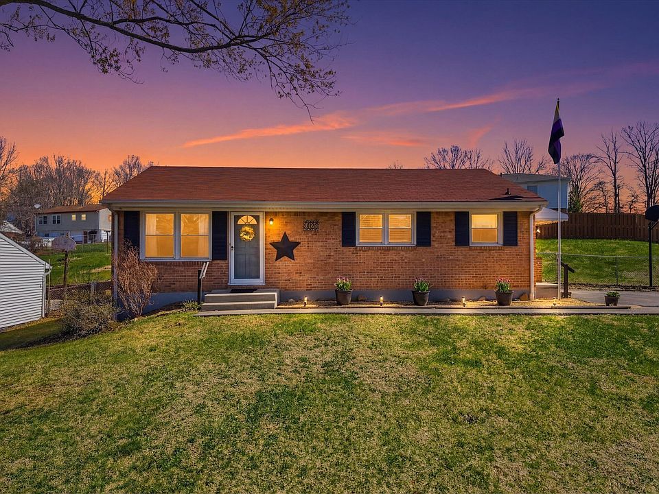 1st image of 3076 Pebble Dr